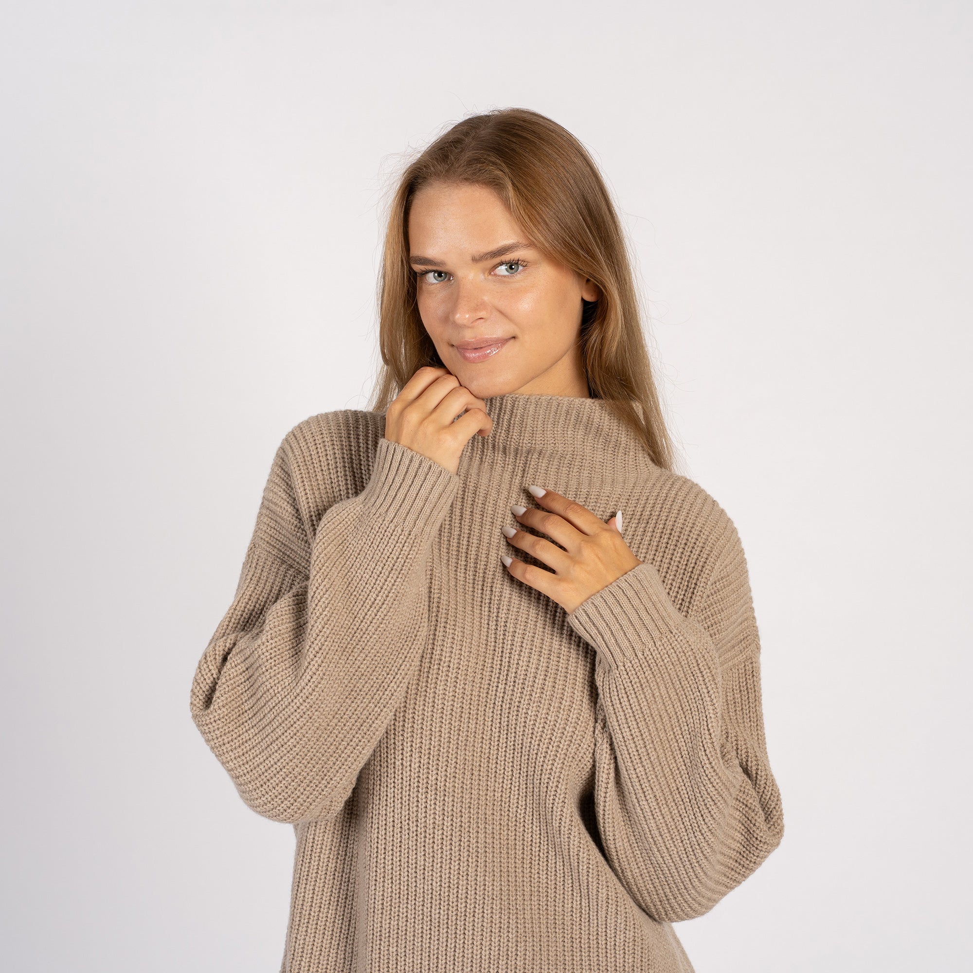 Relaxed Cashmere Sweater NOA